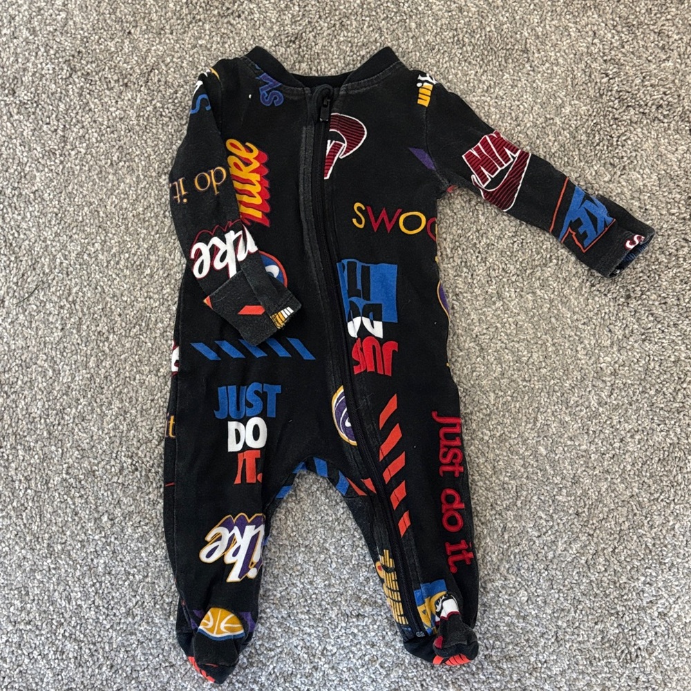 Nike Kids Footie - Black with Colorful Graphics